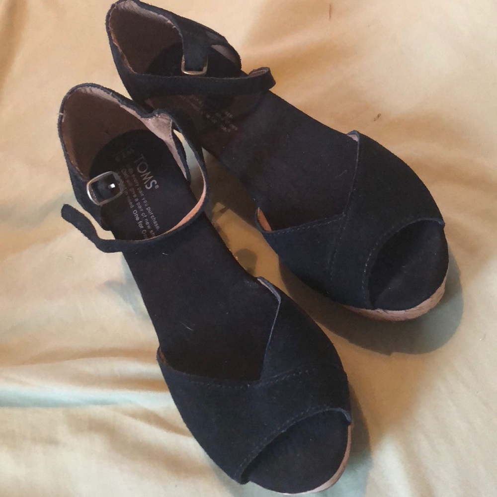 Toms Wedges